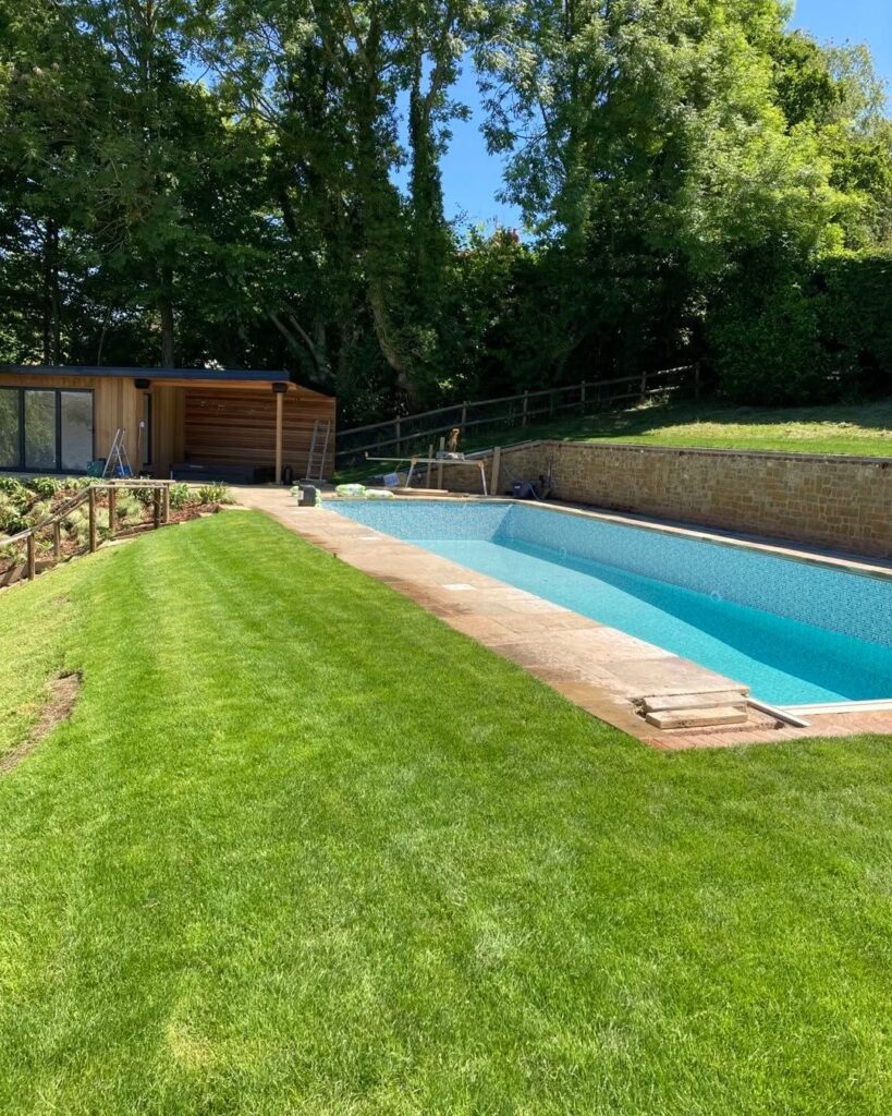 Molland Pools 7
